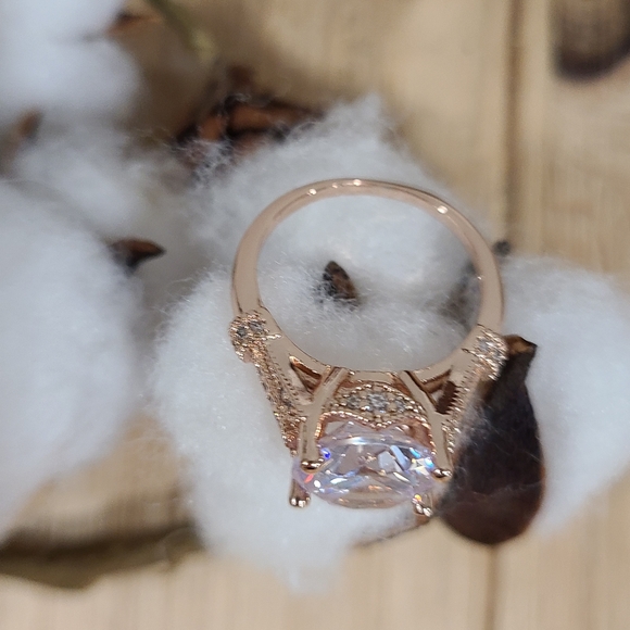 🩷💛NEW🩷💛 STUNNING!! Vintage 2.5kt Round CZ Ring in ROSE GOLD plating - Picture 12 of 14